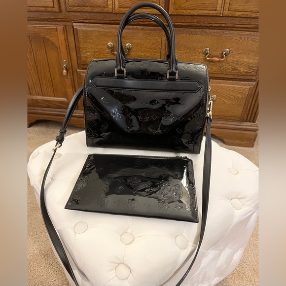 Michael Kors Kara Medium Duffle Signature Handbag/Wristlet Set NWT RARE - Picture 6 of 12